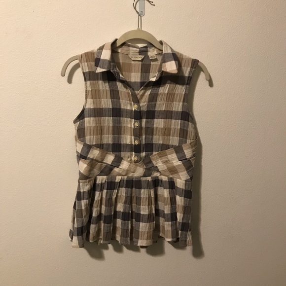 Form fitting top - Picture 2 of 3